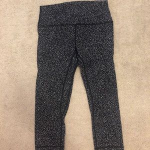 Lululemon leggings size 8
